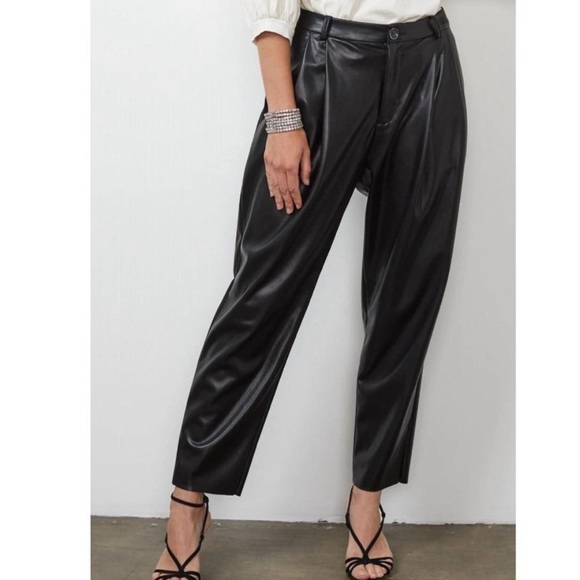 Velvet By Graham & Spencer Simone Black Vegan Faux Leather Trouser Pants Size 6 - Picture 1 of 16
